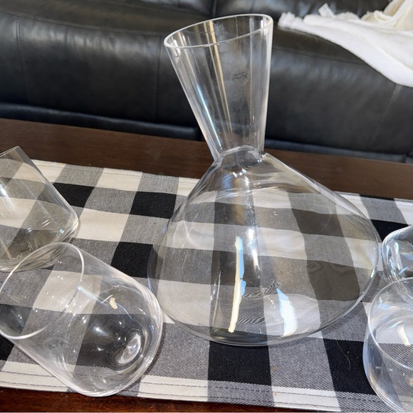 Nude Balance Wine Decanter & (4) Glasses Set Glass Gorgeous New No Box $300 Ret - Picture 2 of 10